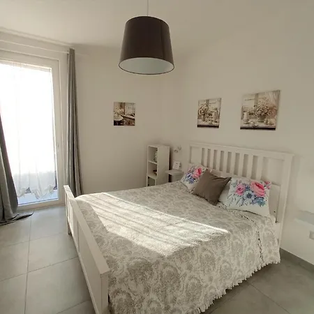 Adagiostay בית הארחה